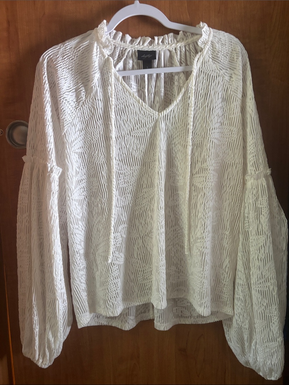 Day Tripper peasant top